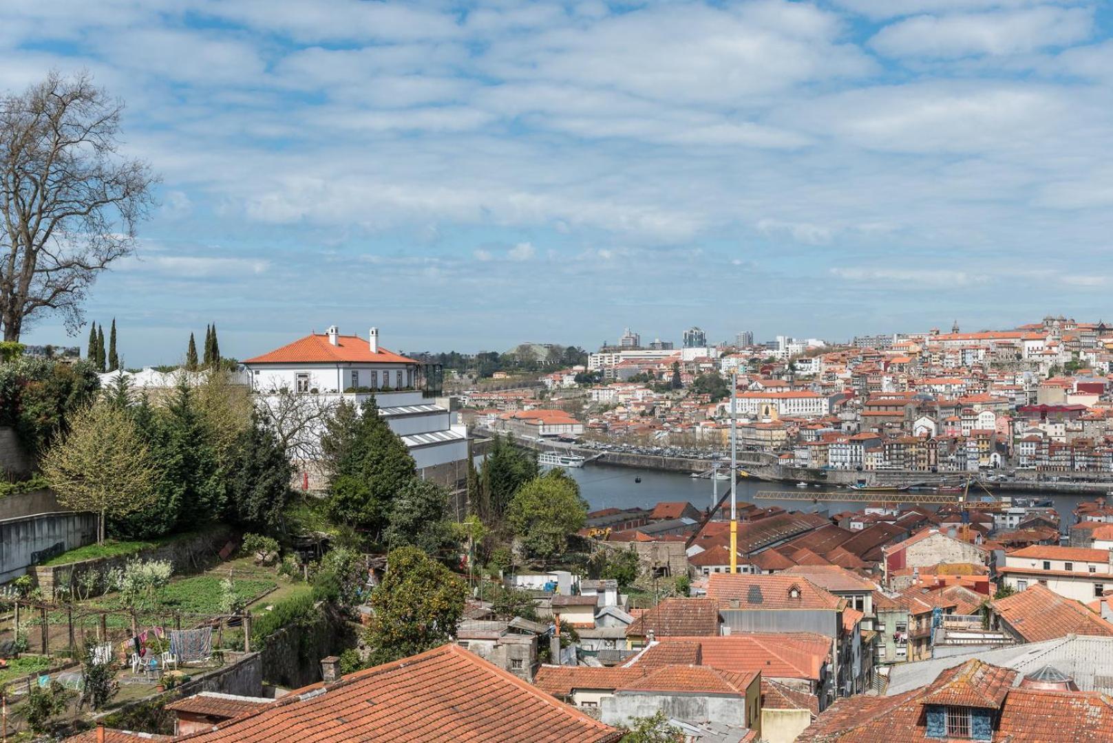 Guestready - Spacious Modern Stay In Porto Vila Nova de Gaia Eksteriør billede